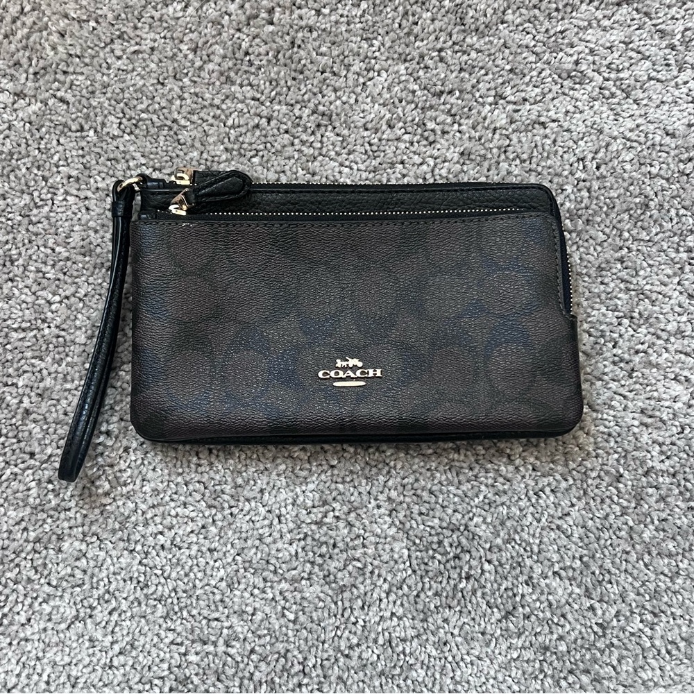 Coach wristlet/wallet